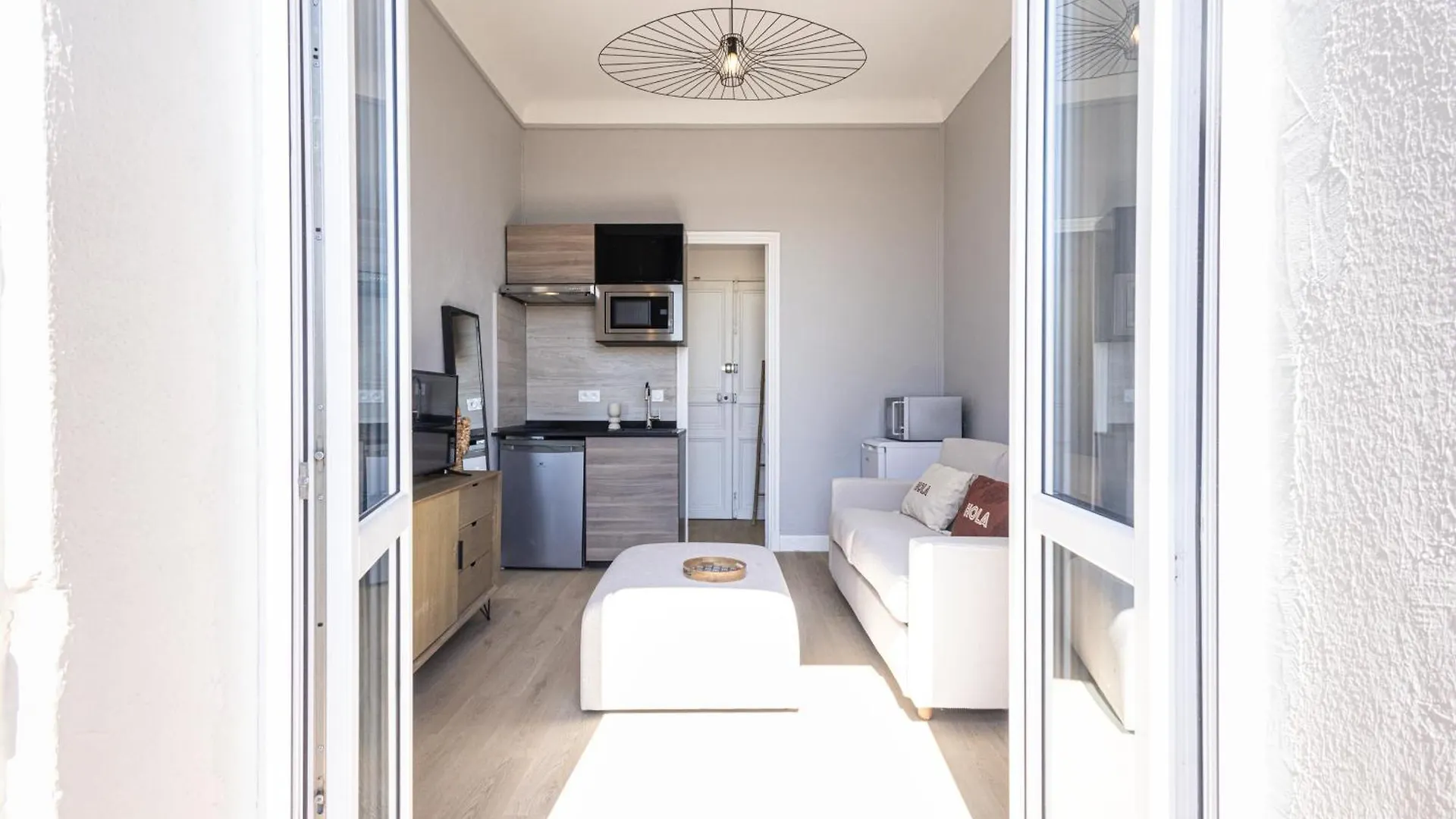Coquette Studette, Apercu Mer, A 400M Des Plages Villeneuve-Loubet 0*,  France
